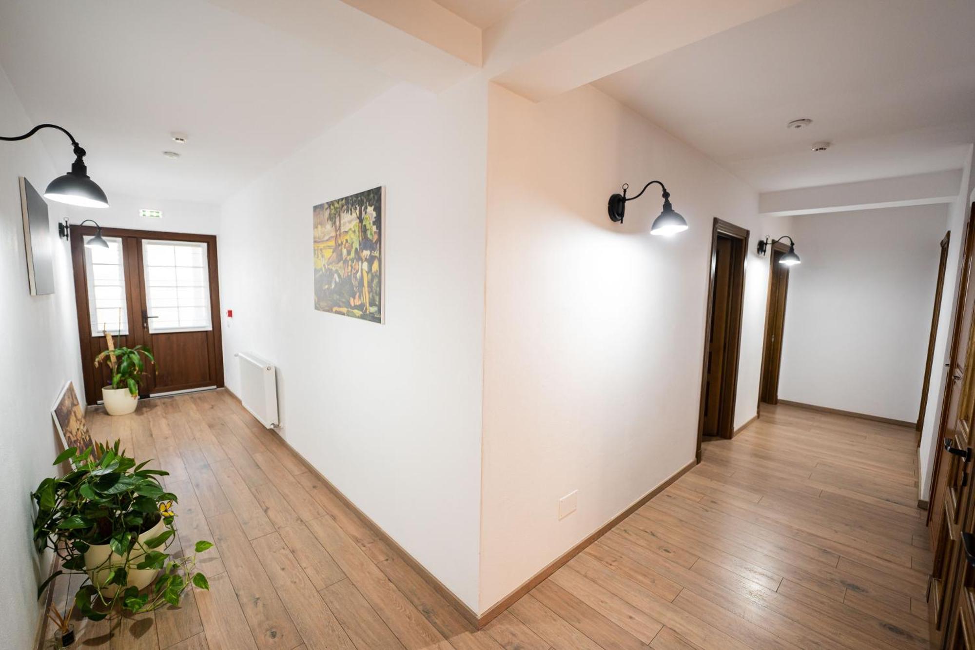 Casa Andra Hotel Siret Bagian luar foto